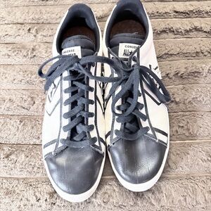 Joshua Vides Pro  Lesther & Canvas Converse Men's Black and Cream Allstars